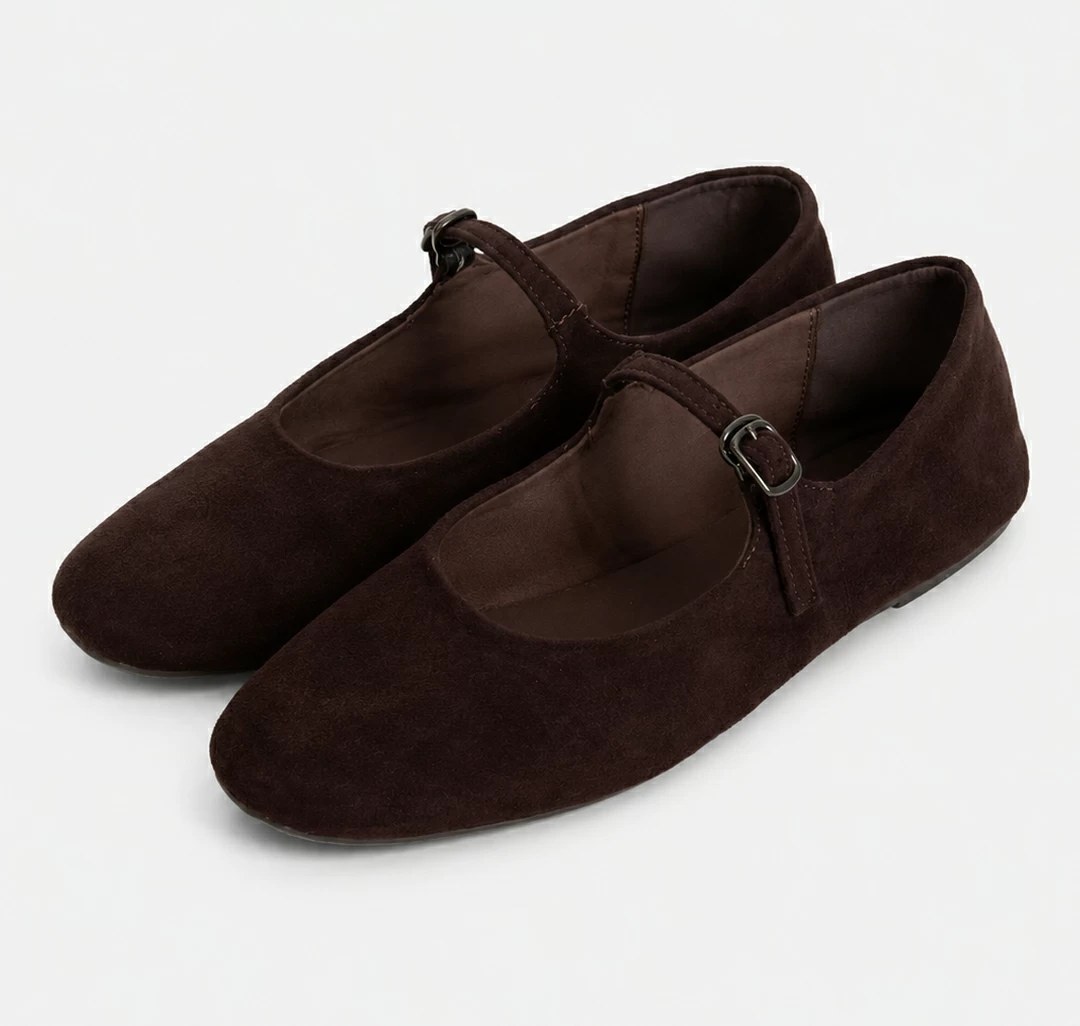 Flats, catalogue shot