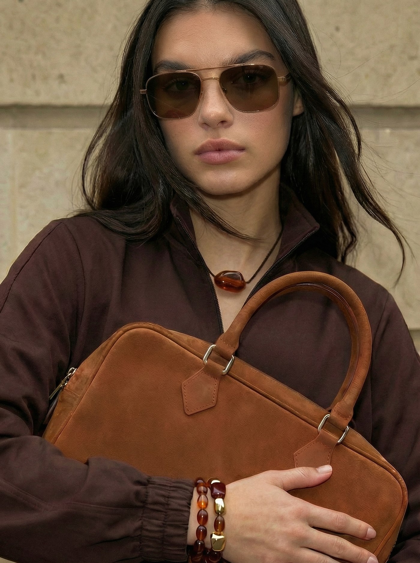 Campaign frame, bag close